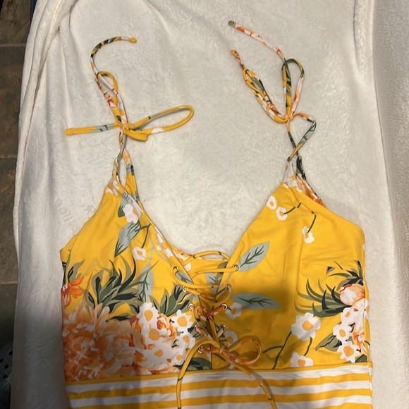 Susannah Women’s Floral and Striped Lace-up One-piece Swimwear - Picture 6 of 11